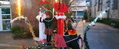 Cie Ô Perché - Les Lutins Muitns - Déambulation Echasse et jonglerie
